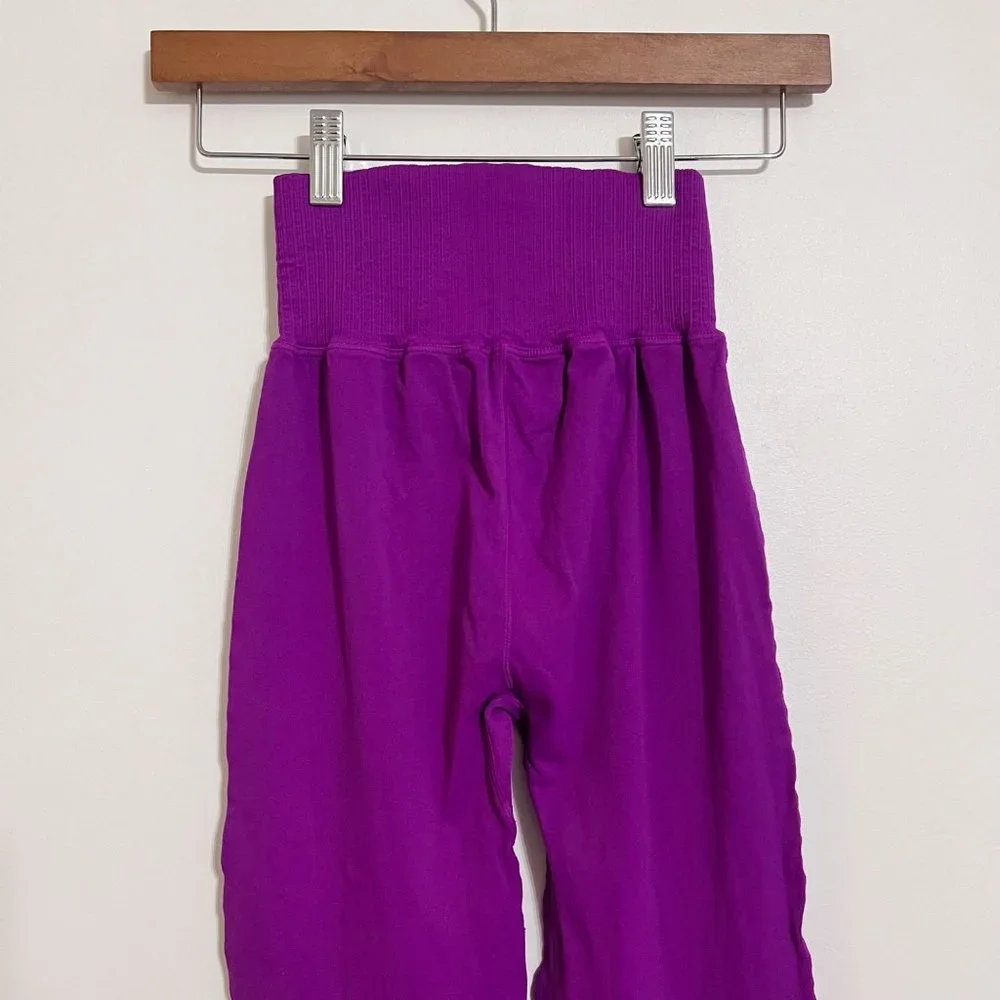 NWOT Free People Movement Good Karma Flare Leggings - Picture 5 of 5